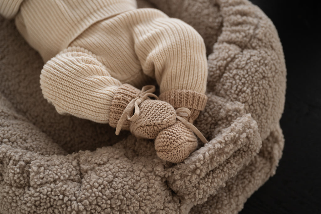 Slofjes gebreid taupe